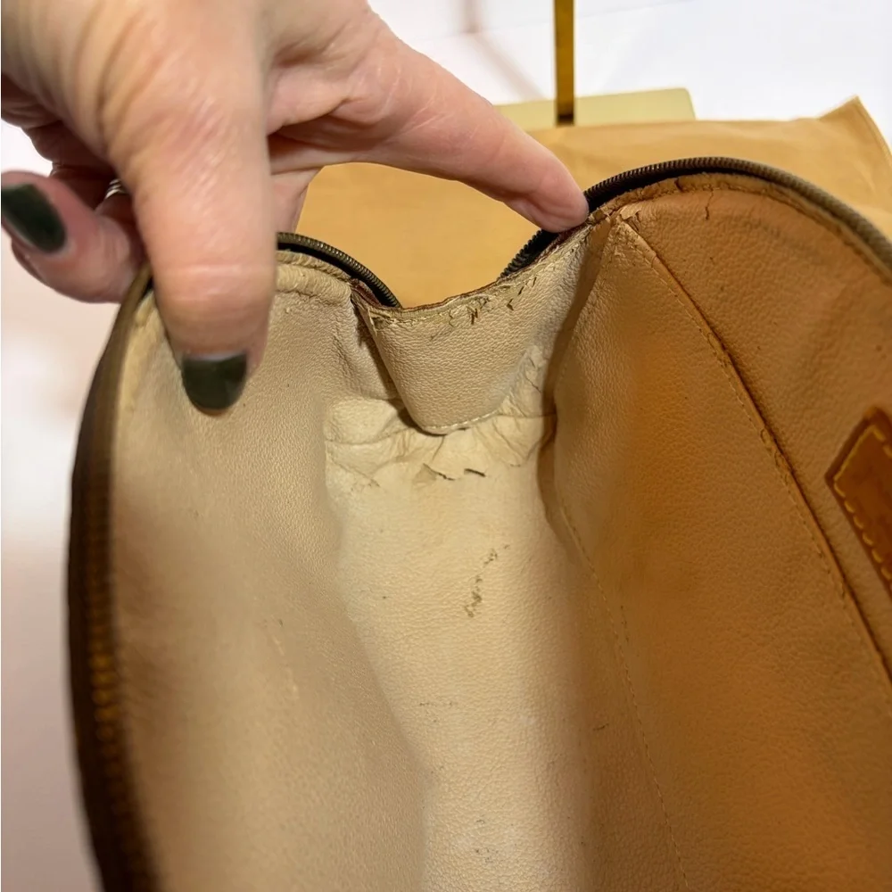 Louis Vuitton Monogram Large size Cosmetic Case in Brown and Gold